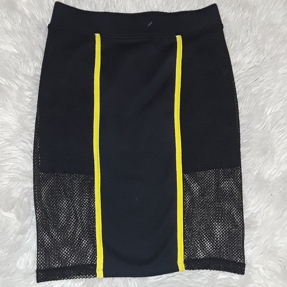 Mesh skirt